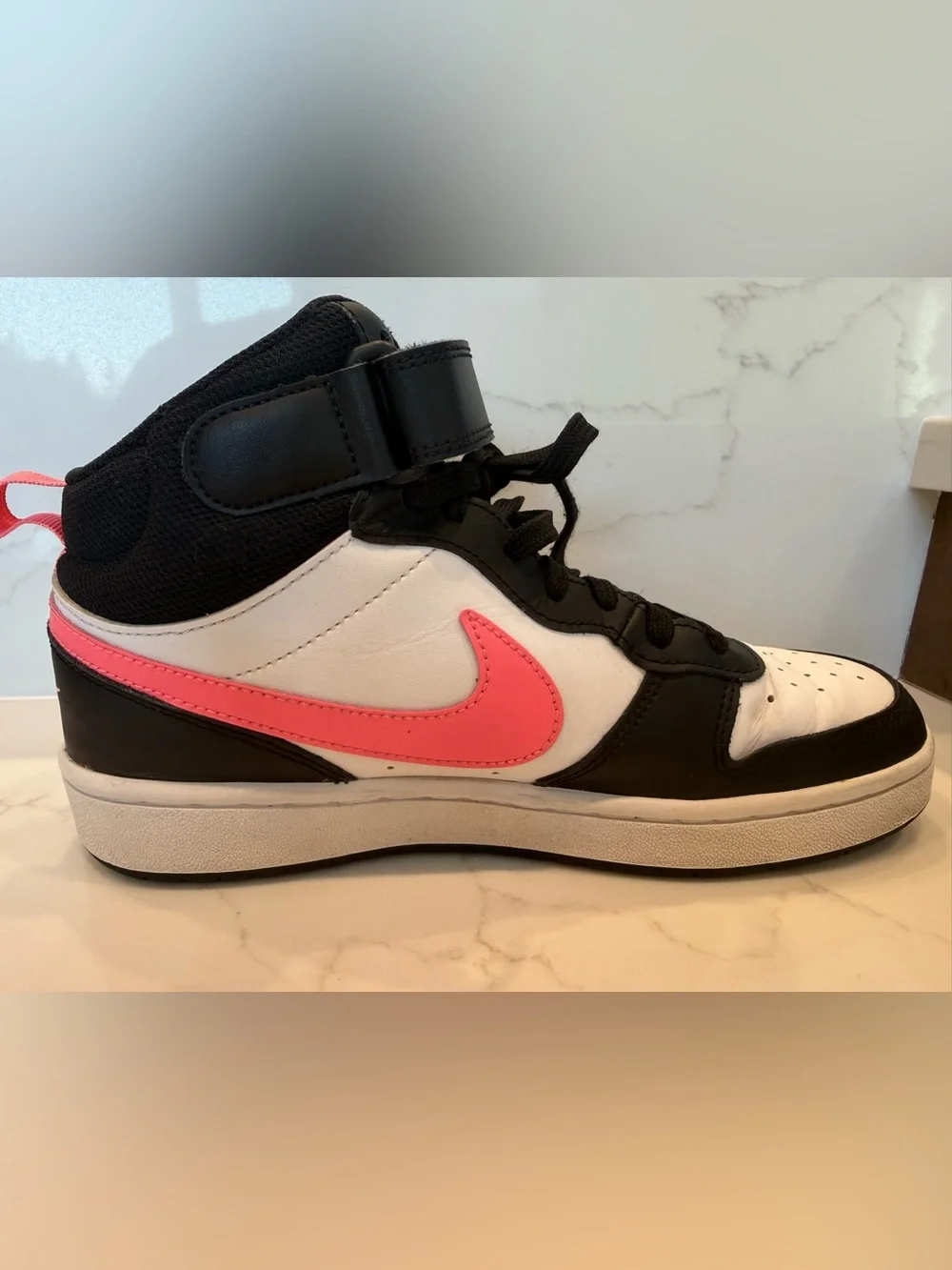 Nike Court Borough Mid 2 (GS / Big Kids) in Black / White / Sunset Pulse 6Y